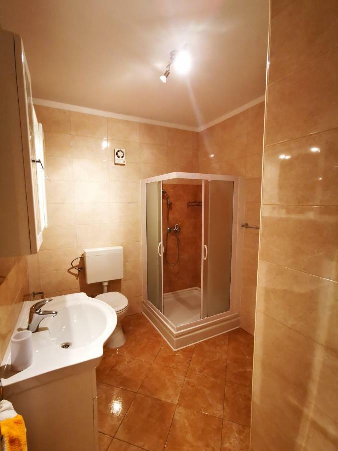 ראב Apartmani Franciska מראה חיצוני תמונה